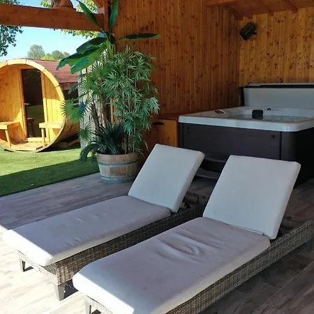 Le Refuge Des Epicuriens Villa Eymet Exterior photo